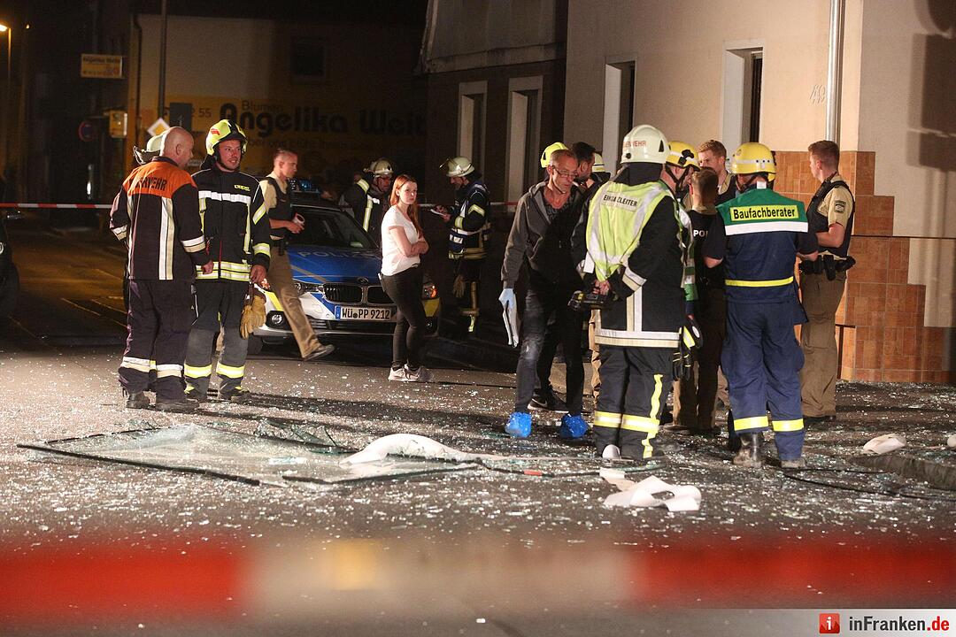 Unbekannte sprengen Geldautomat im Kreis Schweinfurt – Großfahndung läuft