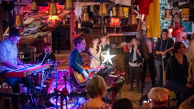 «Sunday Evening Church»: Gottesdiesnt im Pub in Bayreuth
