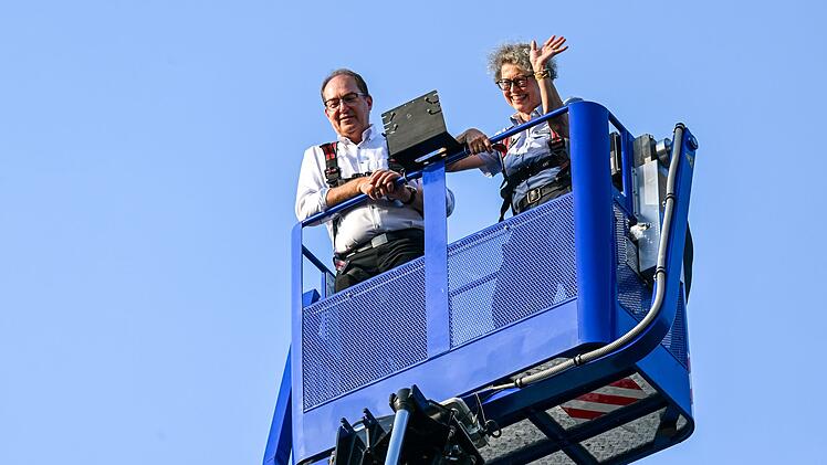 Sommerreise Innenminister Dobrindt - THW