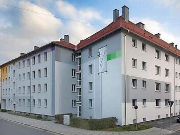So sieht die sanierte Wohnanlage der Kronacher Wohnungsbaugesellschaft am Kaulanger aus. Fotos: ZBI