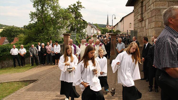26.06.2015: Beisetzung von Altlandrat Herbert Neder in Oberthulba. Foto: Paul Ziegler
