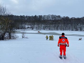Großeinsatz am Lettenbachsee in Hof