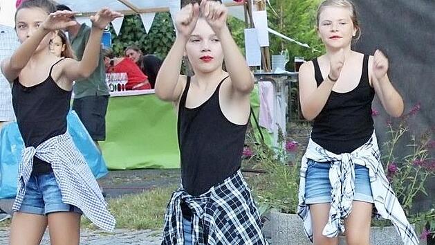 Die Girls der Tanzgarde Marktgraitz  Foto: Roland Dietz