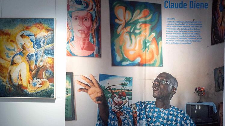 Die Ausstellung "Farben des Senegal" ist noch bis 20. Oktober geöffnet.   Foto: Richard Sänger