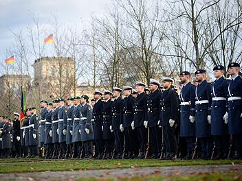 70. Jahrestag der Bundeswehr - Feierliches Gel&ouml;bnis