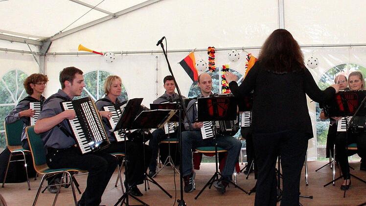 Das Harmonika-Orchester