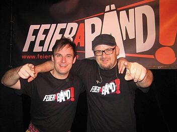 Hannes (Johannes Graus) und Helli (Markus Helget) sorgen am Samstag, 19. Dezember, in der Aspenmühle für Stimmung. Foto: FeieraBänd