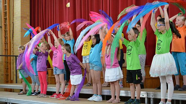 Auch die Kinder hatten Freude an ihrem Auftritt. Bj&ouml;rn Hein