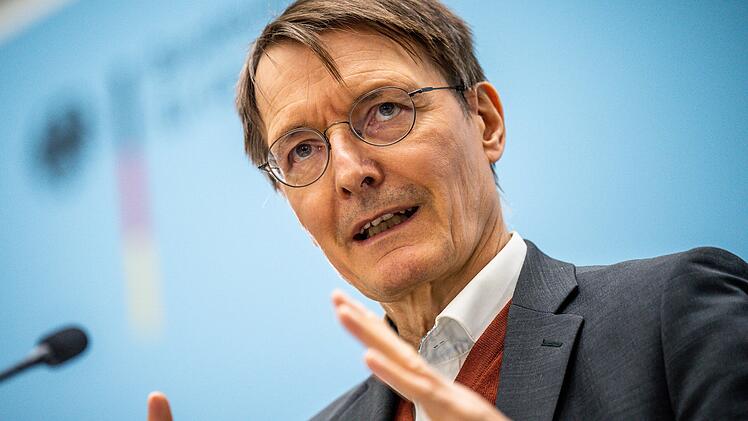 Lauterbach kritisiert Alkoholangebot im Supermarkt