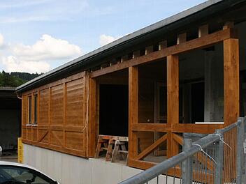 2000 Stunden an Eigenleistung haben die Rugendorfer in ihren Dorfladen investiert. Foto: Matthias Beetz