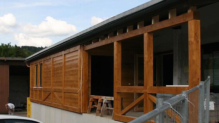 2000 Stunden an Eigenleistung haben die Rugendorfer in ihren Dorfladen investiert. Foto: Matthias Beetz