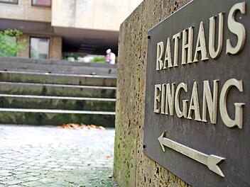 Altbekannte und frische Gesichter sind künftig in den Sitzungssälen der Rathäuser im Landkreis Kronach zu sehen.  Foto: Marco Meißner