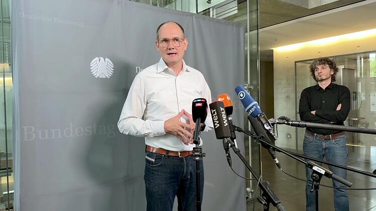 Opposition will Kassen-Sparpaket vor Gericht stoppen