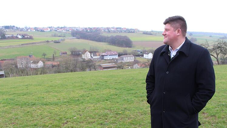 Der 32-jährige Alexander Schneider ist seit sechs Jahren Bürgermeister von Geroda und Platz. Seine Heimat liebt er über alles. Foto: Julia Raab