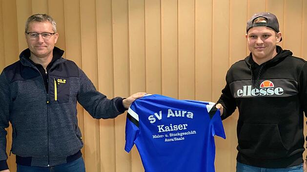 In der neuen Saison bilden Thomas Lutz (links) und David Böhm das gleichberechtigte Trainergespann beim SV Aura. Foto: Daniel Sauer