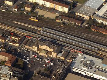Bahnhof (2)