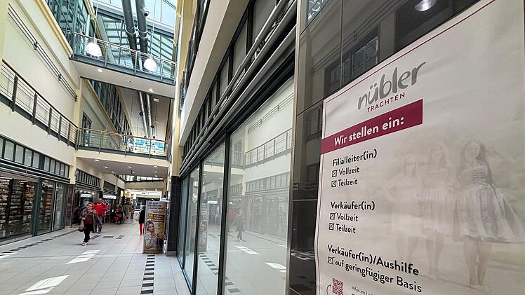 Der Trachtenhof N&uuml;bler zieht in die ehemalige Deichmann-Filiale im Fritz