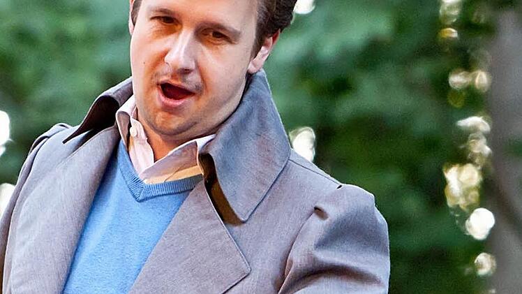 Heimspiel im Coburger Land. Markus Gruber ist in Großgarnstadt aufgewachsen, ist seit 2006 am Landestheater Detmold engagiert und gastiert in diesem Jahr erneut bei der "Coburger Sommeroperette". In Millöckers "Gasparone" singt er den Grafen Erminio. Fotos: Jochen Berger