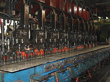 IS-Glasproduktionsmaschine bei Gerresheimer in TettauGerresheimer