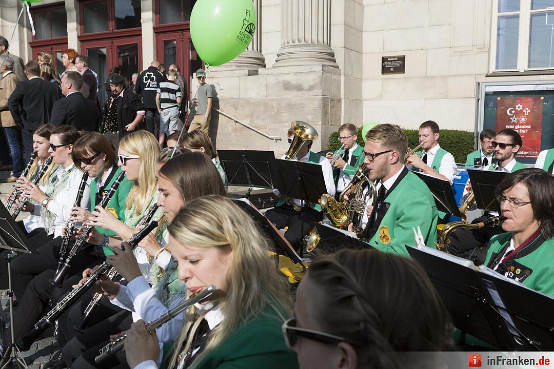 Fürther Michaeliskirchweih eröffnet