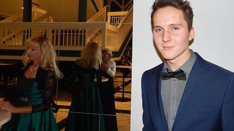 Johannes Passing aus Oberdornlach findet die Stimmung klasse. Foto: Horst Wunner