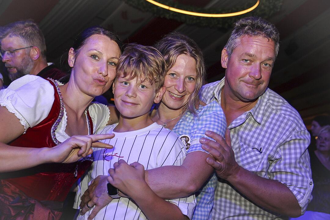 Am Sonntagabend sorgte Radspitz für beste Partystimmung!