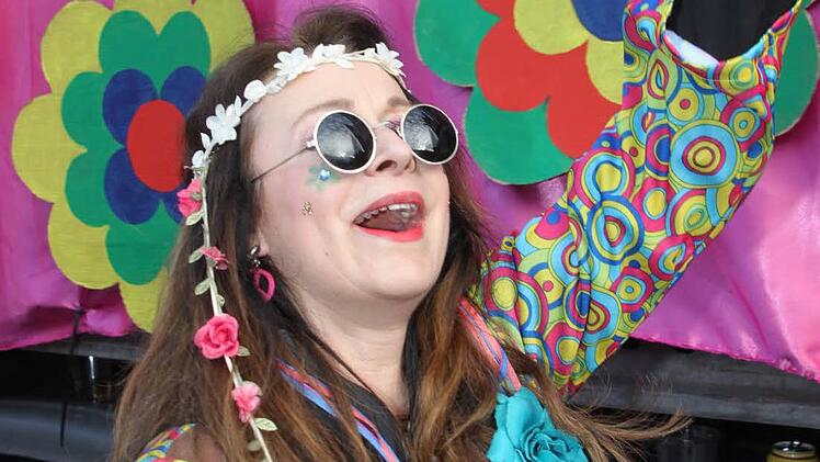 Marktplatztreiben in Stadtsteinach. Foto: Jürgen Gärtner