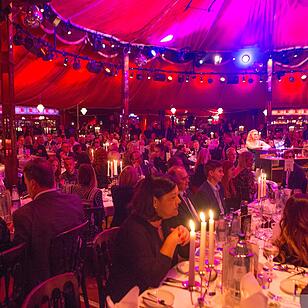 Premiere des Alexander Herrmann Palazzo in Nürnberg - Dinner-Show startet in die siebte Spielzeit