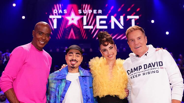 Begeben sich auf die Suche nach Deutschlands größten Talenten: Bruce Darnell, Tony Bauer, Ekaterina Leonova und Dieter Bohlen.