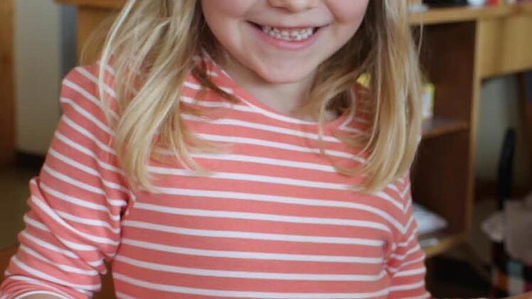 Laura Lenker, 6 Jahre: "Meine Mama ist die Beste, weil sie mir alles beibringt."