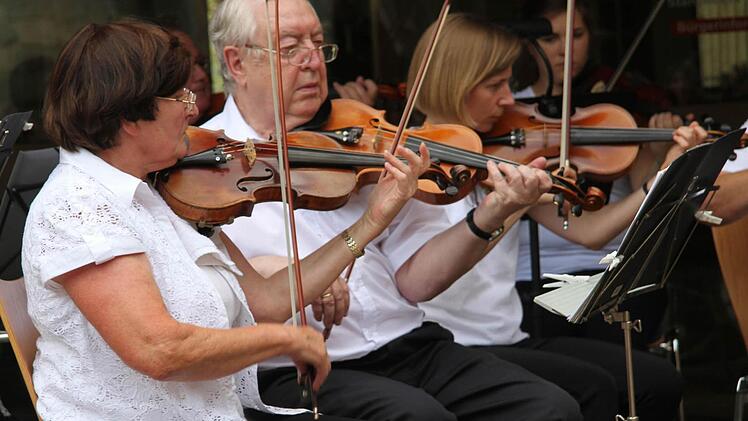 Unter der Leitung von Johannes Enders hatten sich die Mitglieder der Chor- und Orchestergemeinschaft Cäcilia akribisch vorbereitet