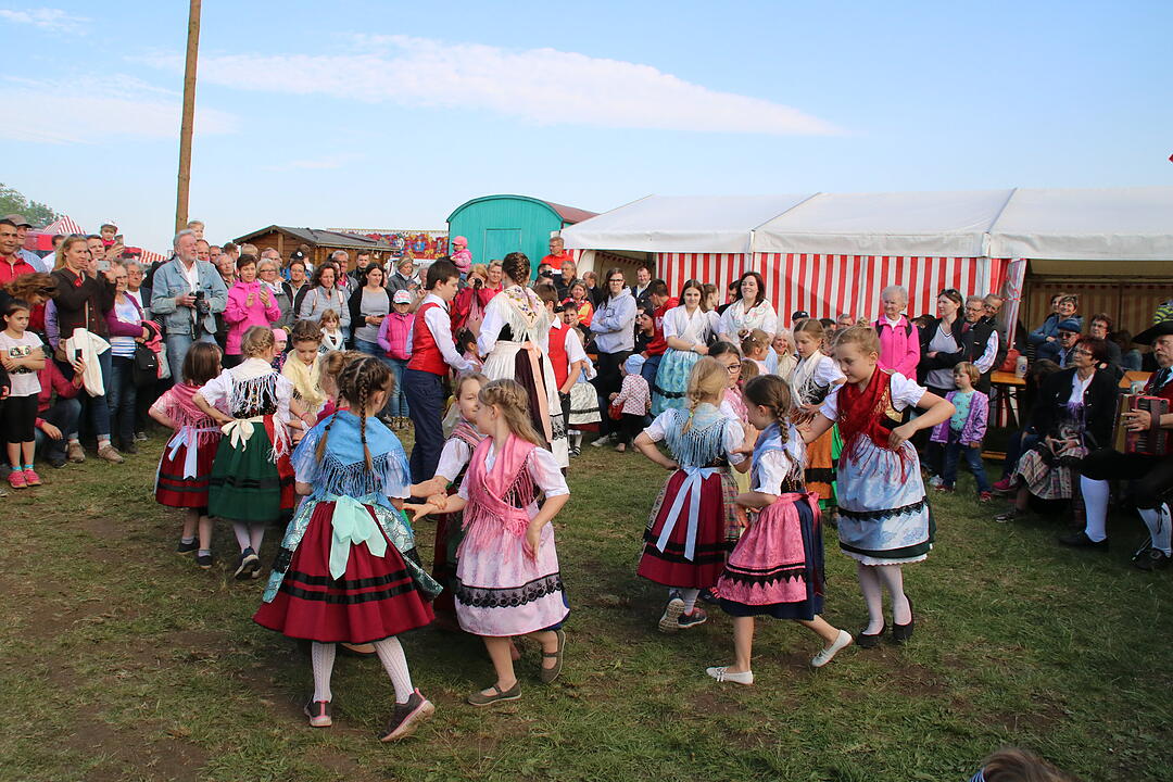 Walberla-Fest 2018: Bieranstich und Baumstellen auf dem Walberla