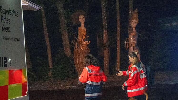 Eckersdorf: BRK-Rettungshunde übten Vermisstensuche - so lief das Training ab