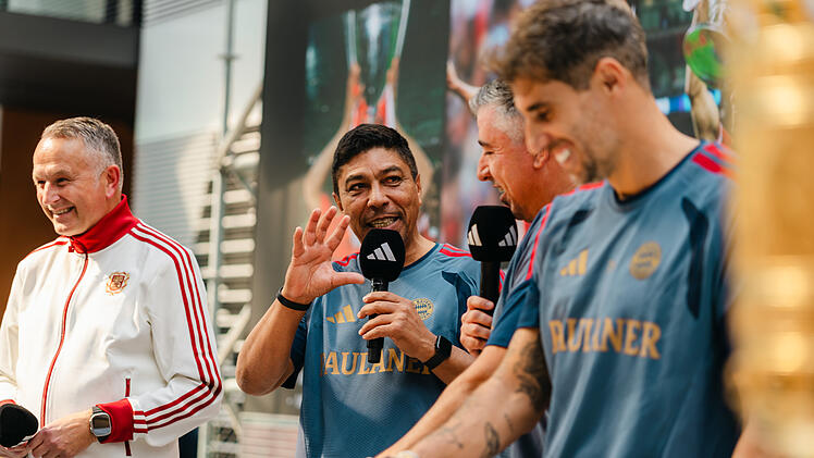 Fu&szlig;balllegenden bei Adidas