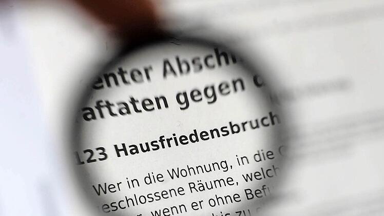 Der Angeklagte hatte sich unter anderem wegen Hausfriedensbruch verantworten müssen.Symbolfoto: Christian Dijkstal