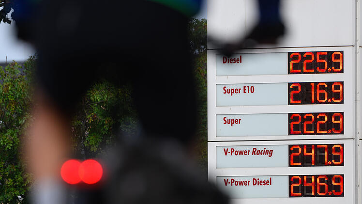 Tankwart vertippt sich beim Preis