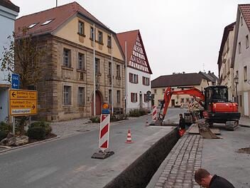 Noch vor dem Winter hatte die Luk den Kasendorfer Marktplatz erreicht. Foto: Sonja Adam