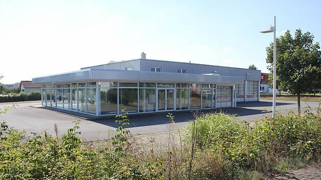 Seit 1. M&auml;rz geschlossen: die Werkstatt des Bamberger Autohauses Scholz. Dort m&ouml;chte sich Aldi mit einem neuen Markt ansiedeln. Foto: Ralf Kestel