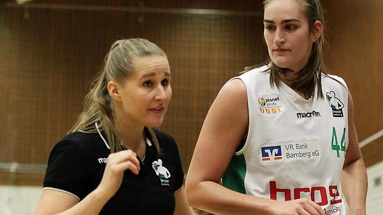 Victoria Waldner (r.) und Trainerin Jessica Miller Foto: sportpress