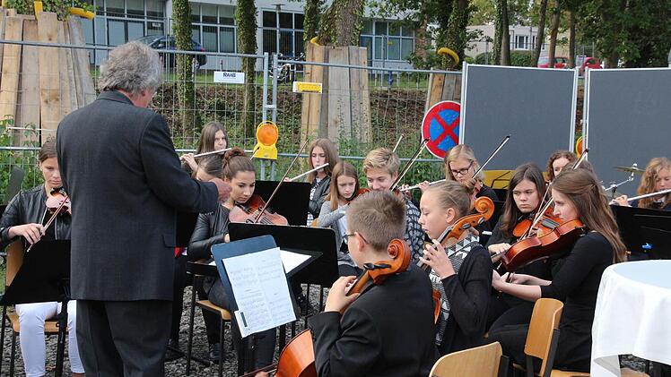 Es musizierete das Orchester des Gymnasiums Albertinum.