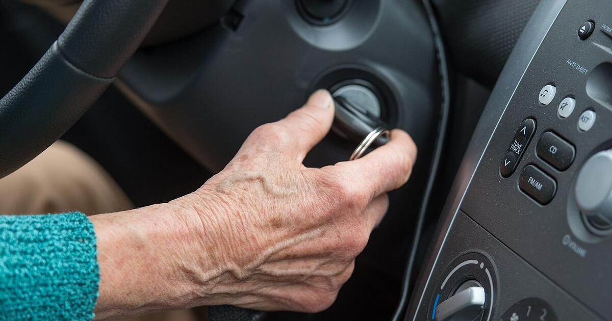 Schwindelanfall am Steuer: Seniorin (88) rammt in Kulmbach mehrere ...