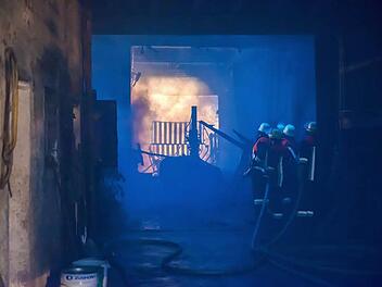 Bei einem Brand in Langenleiten war die Feuerwehr Burkardroth im Mai 2014 dabei. Foto: Archiv Anand Anders