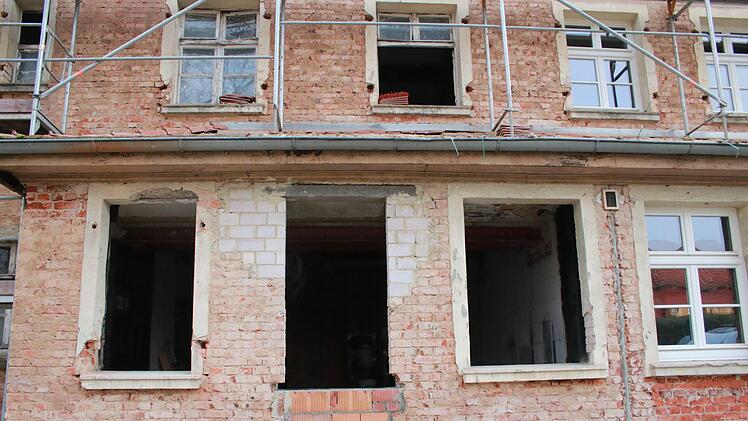 Die Spinnstuben vor den Toren von Mainleus. Foto: Jürgen Gärtner