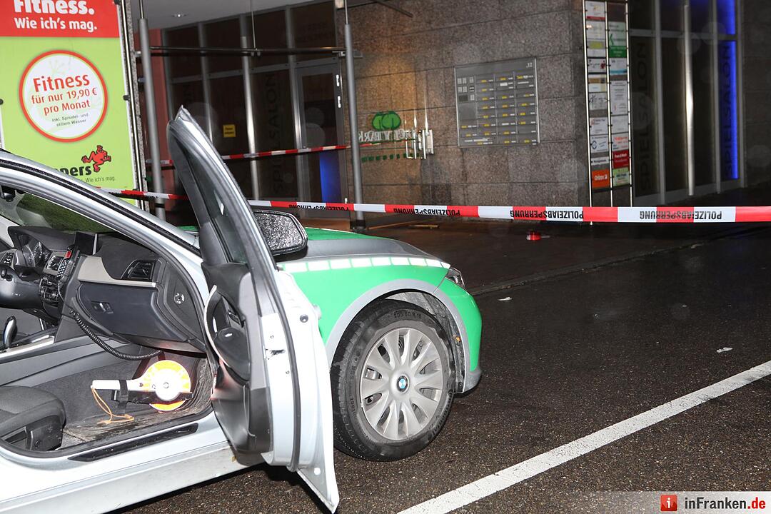 Versuchtes Tötungsdelikt in Ansbach – Opfer verletzt im Krankenhaus - Täter auf der Flucht
