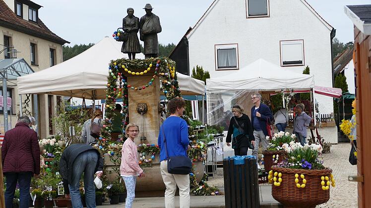 Auf dem Frühlingsmarkt in Heroldsbach  Foto: Sonja Schrüfer