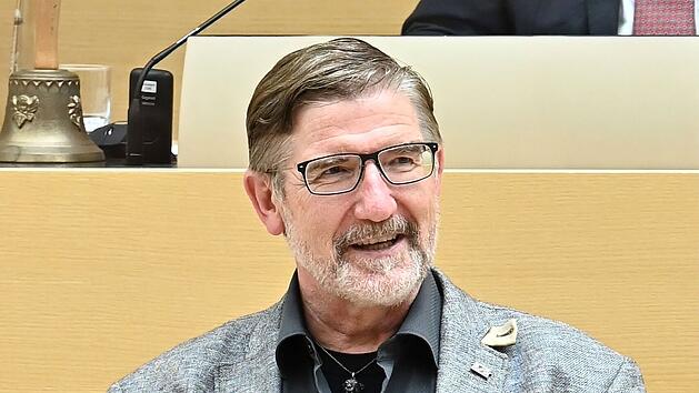 Coburg: Landtagsabgeordneter Michael Busch (SPD) rechnet mit Scholz ab - "erwarte F&uuml;hrungsst&auml;rke"