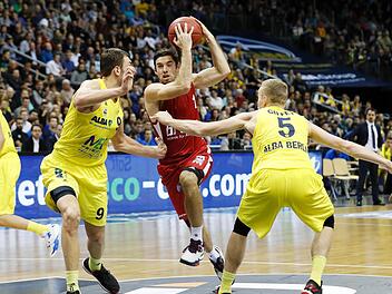 Am Ostersonntag empf&auml;ngt Brose Bamberg ab 20.30 Uhr Alba Berlin. Verfolgen Sie die Partie bei uns im Liveticker. Foto: Daniel L&ouml;b