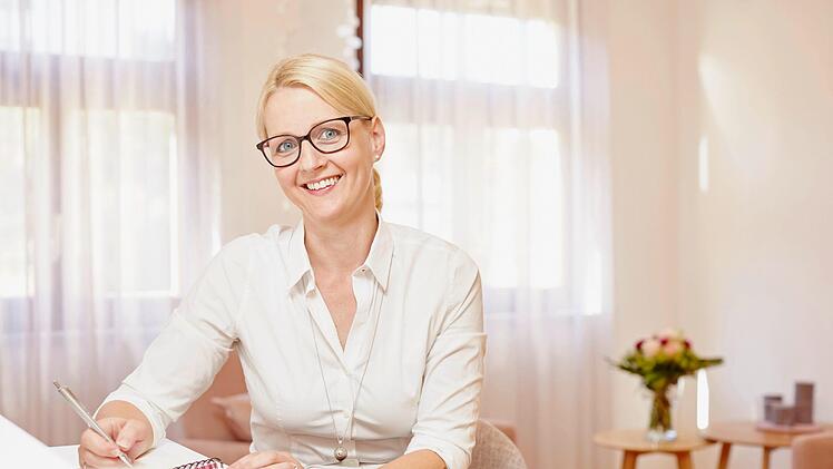 Kerstin Löffler bietet als Heilpraktikerin für Psychotherapie auch Hypnose zur Rauchentwöhnung an. privat