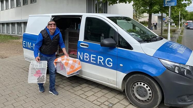 Tierheim Nürnberg hilft aus - "ungewöhnlicher Rettungsdienst" am Klinikum