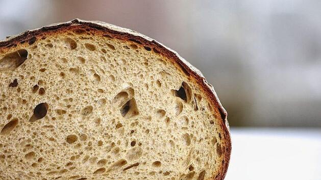 Schimmel am Brot kann bereits bei kleinem Befall schädlich sein. Symbolfoto: Alexas_Fotos/pixabay.com